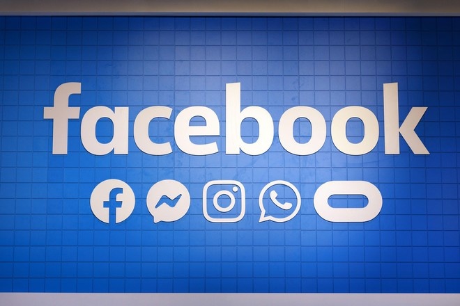 Facebook начнёт идентифицировать пользователей популярных страниц в США