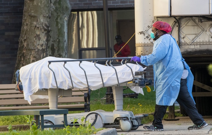 АҚШда коронавирусдан вафот этиш бўйича мудҳиш рекорд янгиланди