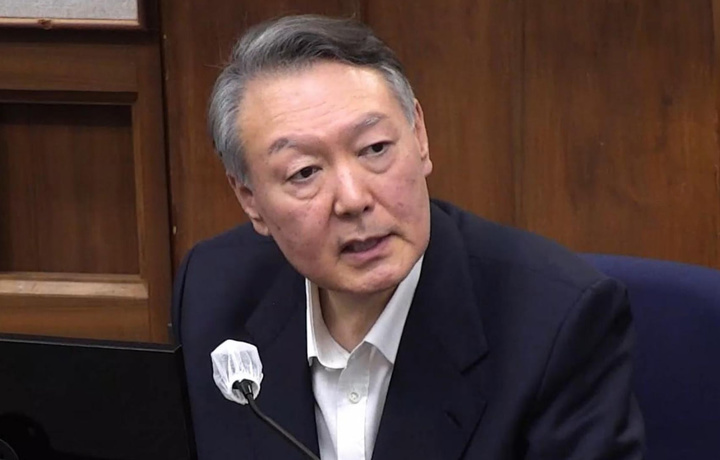 Janubiy Koreyada sobiq prezident Yun Sok Yol 5 yilga qamaldi