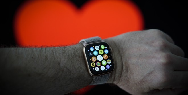 Apple предупредила покупателей о браке умных часов