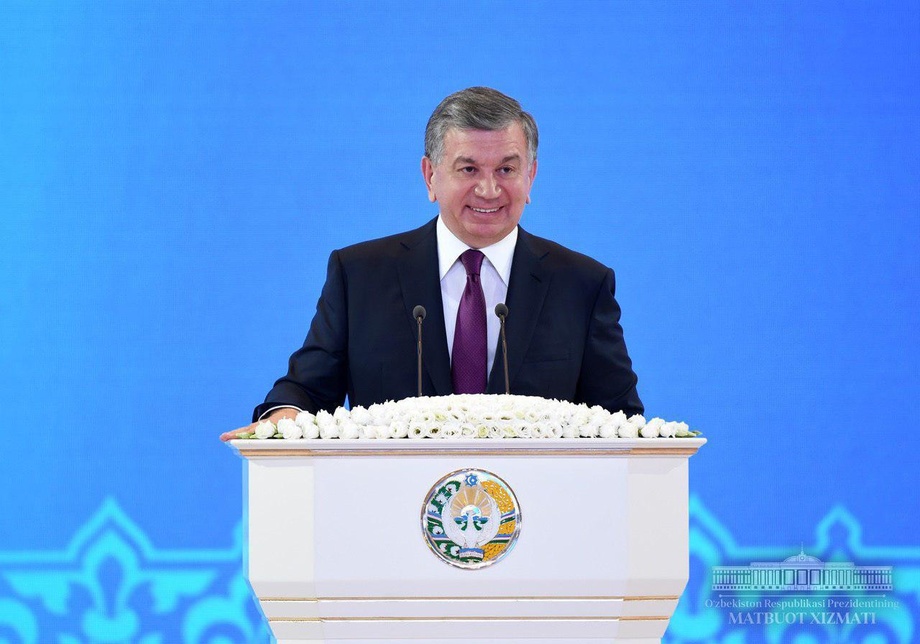 Шавкат Мирзиёев поздравил народ Узбекистана с праздником