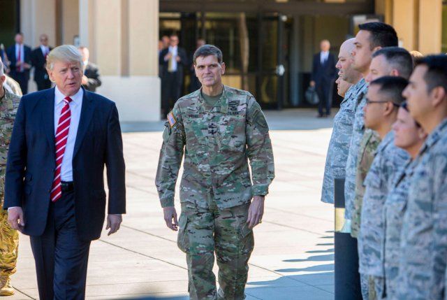 Трамп АҚШ ўз армиясидан фойдаланишга мажбур бўлмаслигига умид қилмоқда