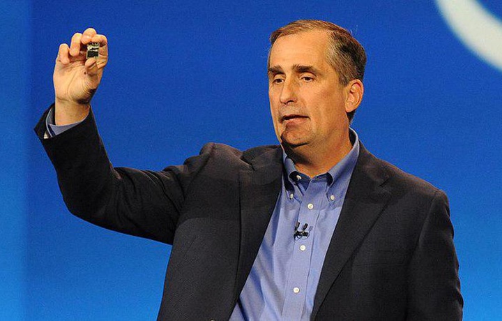 Главу Intel отправили в отставку за отношения с сотрудником
