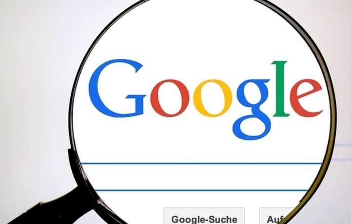 Google установила минимальную зарплату для наёмных работников