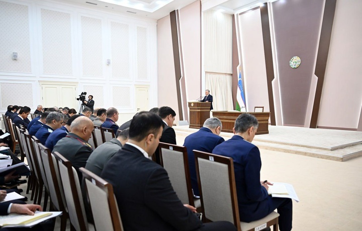 Наркотиклар ва ўқотар қуролларни назорат қилиш агентлиги раҳбари ҳам огоҳлантирилди