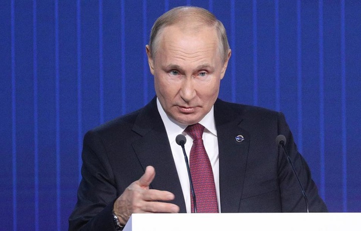 Путин 10 йиллик анъанасини бузди