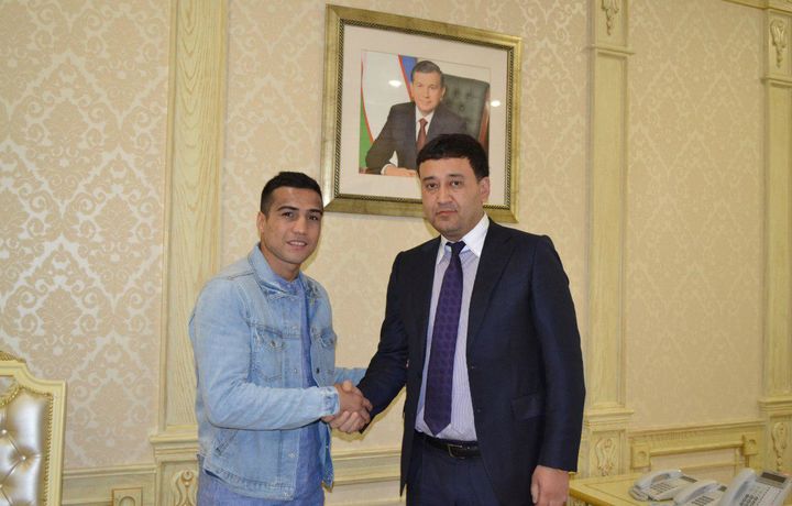 Умид Аҳмаджонов Шаҳрам Ғиёсовга: «Мамлакатимизда сенга тенг келадиган рақиб йўқ»