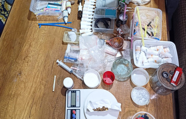 Andijonda fuqaro xonadonida narkolaboratoriya aniqlandi