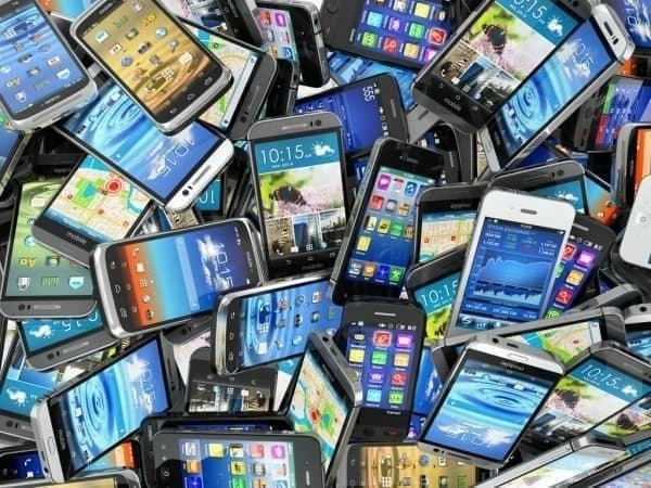 O‘zbekiston xorijdan qancha mobil telefon import qilgani ma’lum bo‘ldi