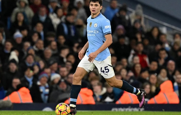 “Ёритгич нуридаги қуён”дан “Манчестер Сити” ҳимояси устунигача... BBC нашри Абдуқодир Ҳусанов ҳақида