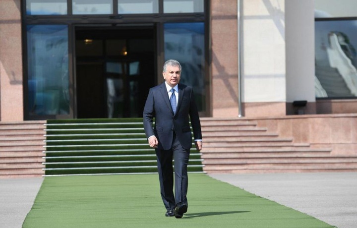 Шавкат Мирзиёев отбыл в Фергану