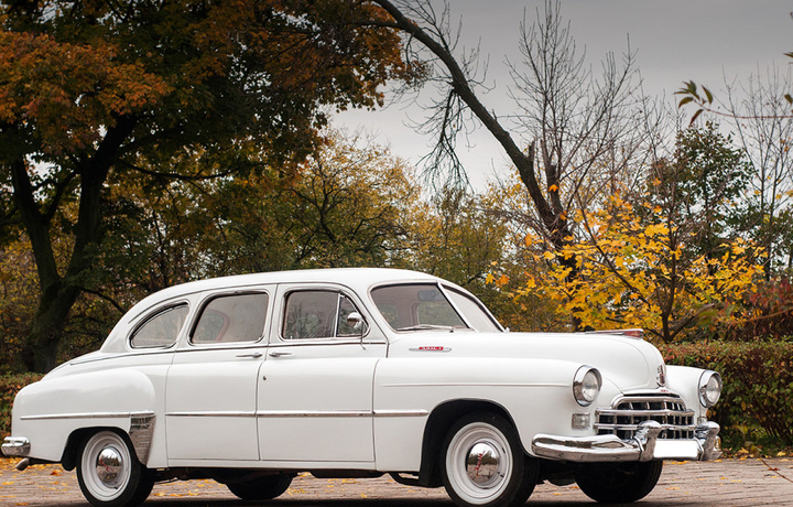 В СБДД пояснили, какие автомобили можно перерегистрировать как антикварные