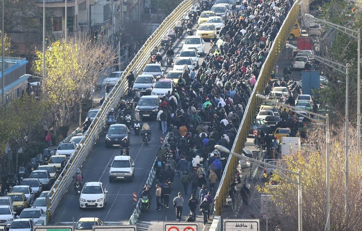 Эрондаги намойишларда камида 35 киши ҳалок бўлди