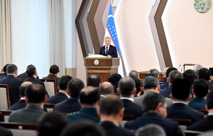 “Ҳеч бир вазир, ҳоким, банкир “еттилик”ни баҳона қилишга ҳаққи йўқ” — Шавкат Мирзиёев