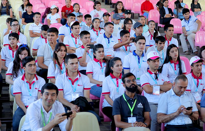 Texnologiyaga qiziquvchi yoshlar uchun «Digital Generation Camp» yozgi oromgohi tashkil etildi (foto+video)