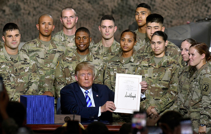 Трамп ҳарбий харажатлар учун 1,5 трлн доллар ажратмоқчи