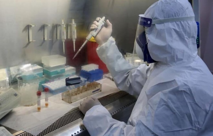 Ученые нашли недорогой препарат, способный помочь при лечении COVID-19