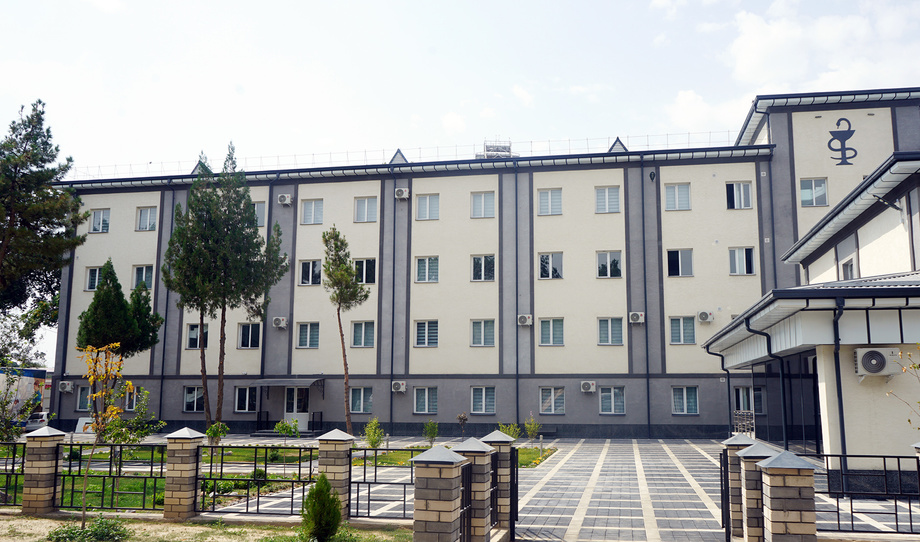 Тиббиёт муассасаларида пулли хизмат кўрсатиш тартиби белгиланди