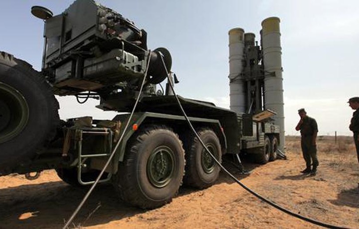Россия и Индия заключили контракт на поставку ЗРК С‐400