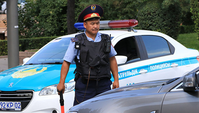 Qozog‘istonda politsiya xodimi komandirini otib qo‘ydi