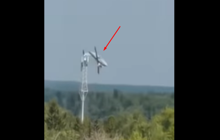 Россияда ҳарбий самолёт ҳалокатга учради (видео)
