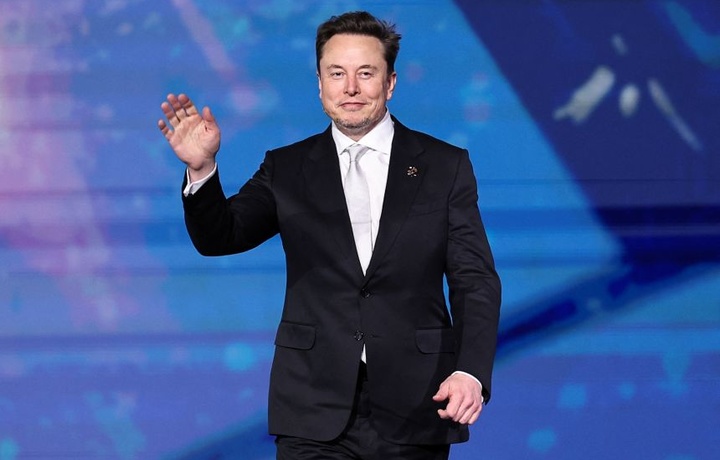 Илон Маскнинг бойлиги 749 млрд долларга етди