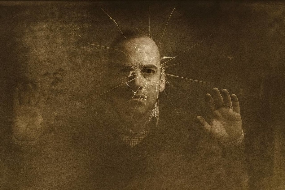 Эшитилмаган дард ёки қарғиш тошни ёрадими?