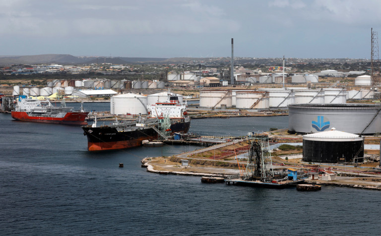 Трамп Венесуэлага қарши денгиз қамалини эълон қилди