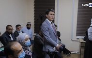 Халқ таълими вазирлигининг собиқ депутат Қобул Дусовга нисбатан ташкилотнинг шаъни, қадр-қиммати ва ишчанлик обрўсини ҳимоя қилиш тўғрисидаги даъво аризаси бўйича ўтказилаётган суд процесси.
