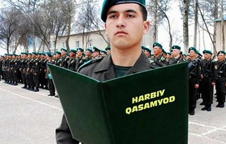 Шавкат Мирзиёев бир гуруҳ ҳарбийларни мукофотлади