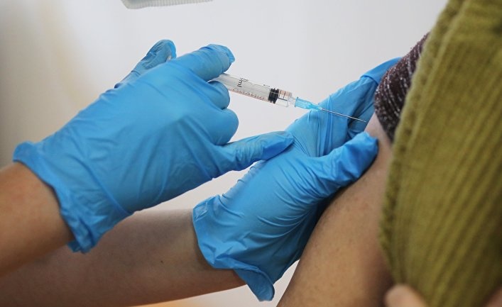 Шифокор касал хотинини эмлаш учун вакцина ўғирлади — Германия