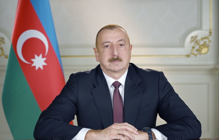 Озарбайжон президенти Украинага оид қарорга имзо чекди