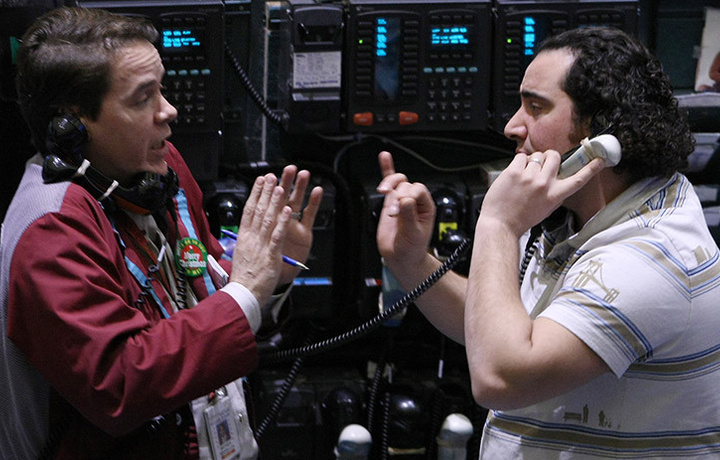 Цена нефти Brent опустилась ниже $73 за баррель