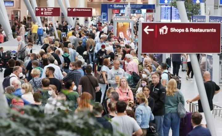 Yevropa aeroportlarida misli ko‘rilmagan holat...