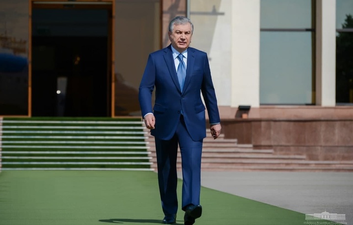 Президент отправился в Андижанскую область