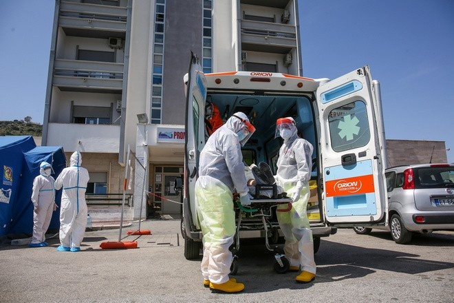 Больше 93 тысяч человек заразились коронавирусом за сутки в мире