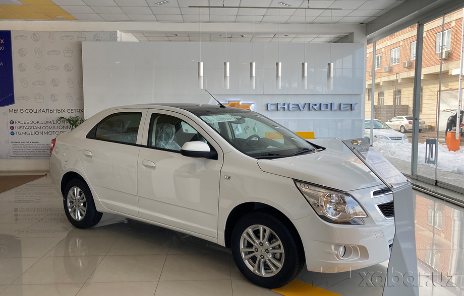 Ўзбекистонликлар ўтган ойда 100 мингдан ортиқ автомобиль «олди-сотди»сини қилган