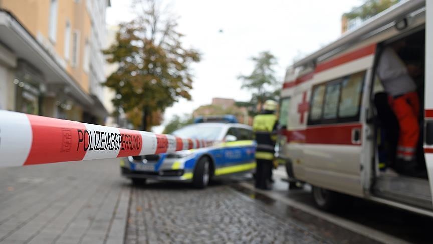 В Германии автомобиль врезался в толпу прихожан у мечети