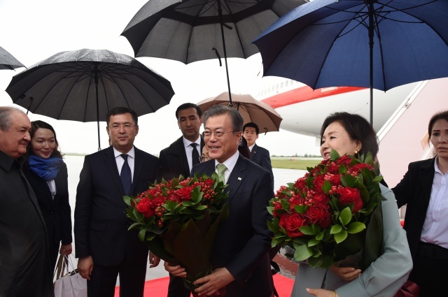 Koreya Respublikasi Prezidenti Samarqandga keldi