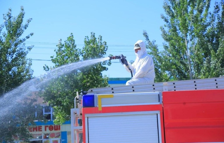 Mo‘ynoqda dezinfeksiya ishlari uzluksiz olib borilmoqda (Foto)