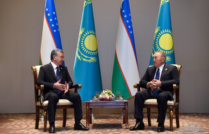 Shavkat Mirziyoyev Elboshi Nursulton Nazarboyev bilan uchrashdi