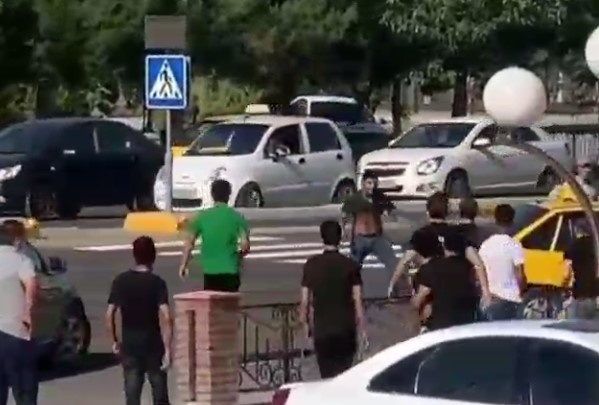 «Qarshida pichoqbozlik» videosiga izoh berildi