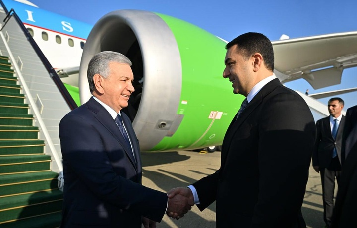 Shavkat Mirziyoyev Ozarbayjonga yetib bordi
