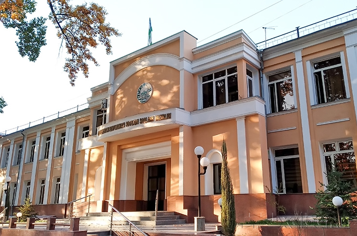 Teleboshlovchilarning etagidagi suratlar Teleboshlovchilarning etagidagi suratlar