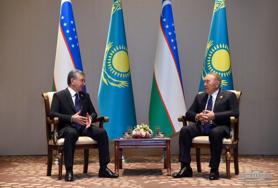 Shavkat Mirziyoyev Elboshi Nursulton Nazarboyev bilan uchrashdi