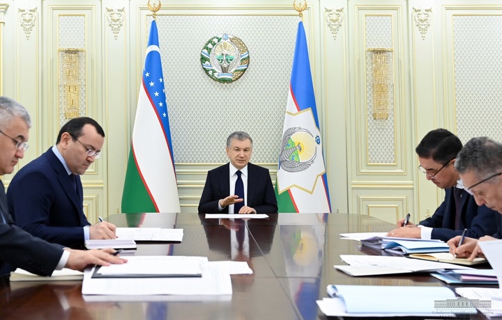Shavkat Mirziyoyev valyuta bozoridagi beqarorlik haqida gapirdi