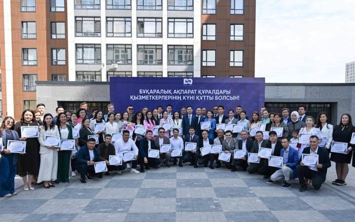 Qozog‘istonda bayram munosabati bilan jurnalistlarga uy berildi