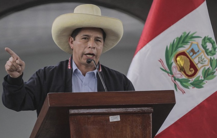 Перу президенти кўчирмакашликда айбланяпти, прокуратура иш очди