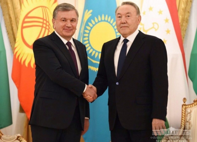 Шавкат Мирзиёв направил телеграмму ко дню рождению Нурсултана Назарбаева