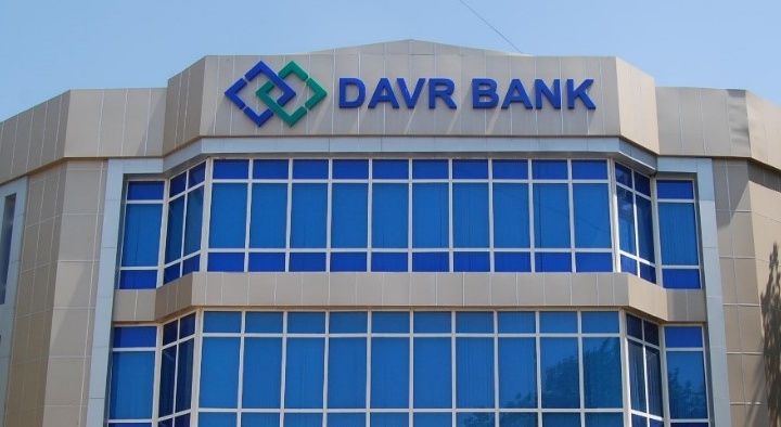 «Давр банк» незаконно списывал деньги с банковских карт граждан без их согласия